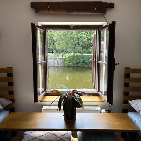 Apartman Zatkovo Nabrezi 13 U Vousatyho Pullitru 체스케부데요비체